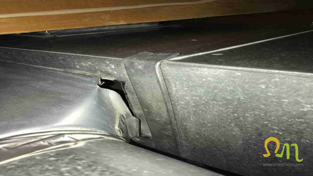 Large hole in supply duct takeoff connection